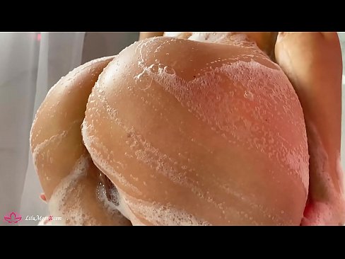 ❤️ UBrunette uphulula amaphambili ePussy ngeVibrator ukuya kwi-Intense Orgasm kwiShower Iphonografi  kuthi  ❌❤